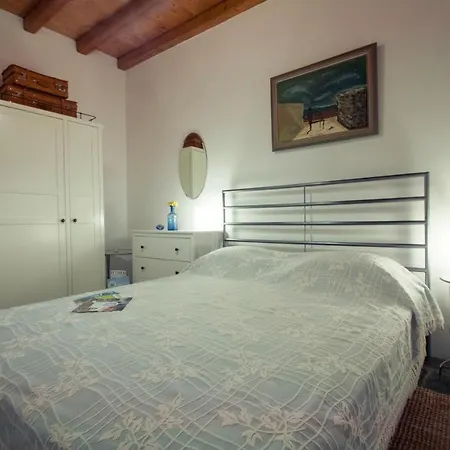 1768 Traditional Guest house